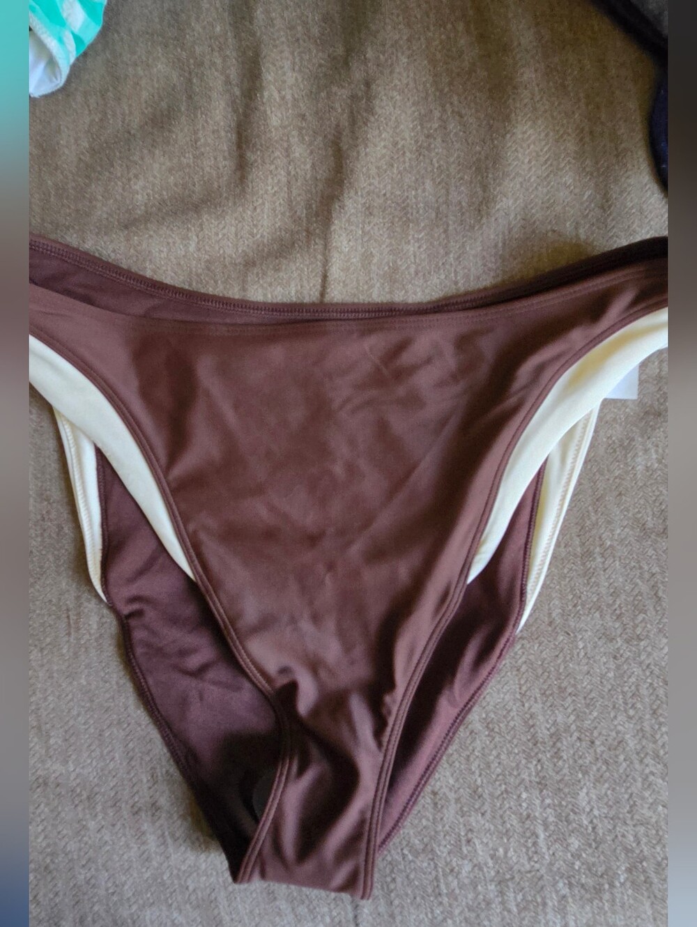 Abercrombie & Fitch Women’s High-Cut Bikini Bottom in Chocolate Brown Size Large
